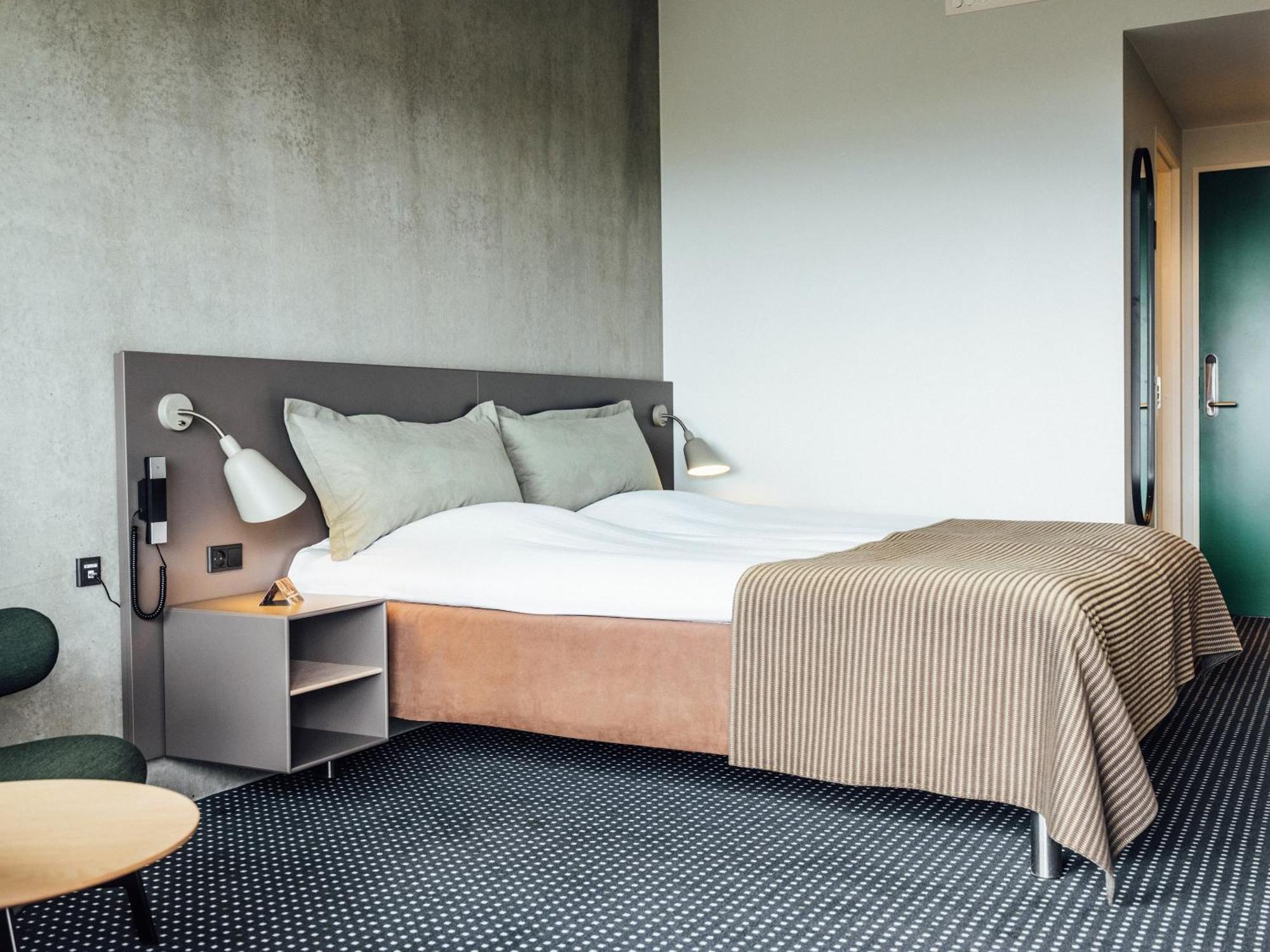 Hotel Foroyar Torshavn Bagian luar foto
